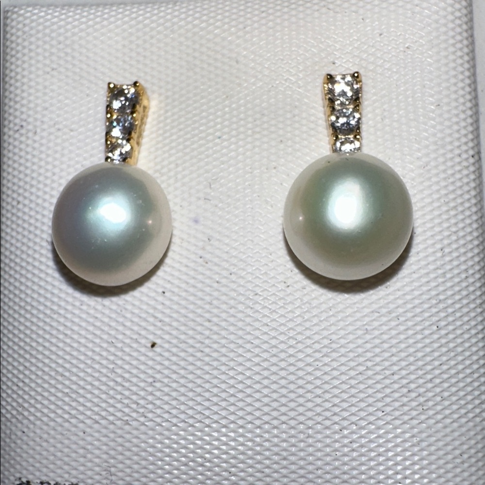 925/Gold Plated Cultured Freshwater Pearl & CZ Drop Stud Earrings - Picture 2 of 3